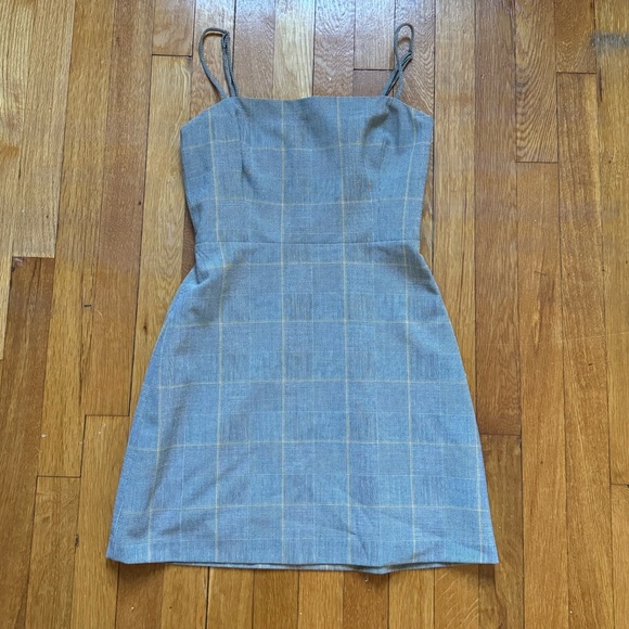 Aritzia WILFRED The New Classic Mini Dress - Picture 3 of 5